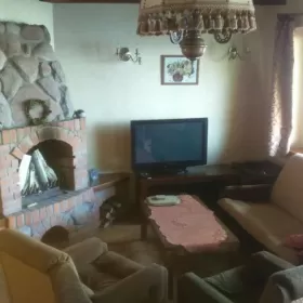 Wynajmę domek na Mazurach z własną linią brzegową