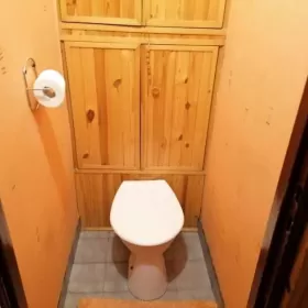 Sprzedam mieszkanie Bełchatów parter 53m2 balkon w bloku centralne ogrzewanie z sieci 400 zl czynsz