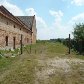 spszedam obiekty folwarczne