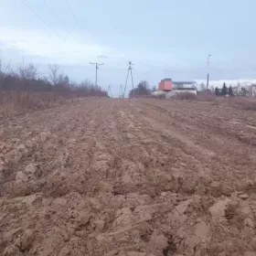 Sprzedam działkę rolna w dobrej lokalizacji w Radomiu