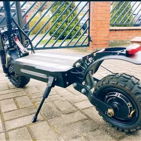 Mocna Hulajnoga elektryczna 5600w