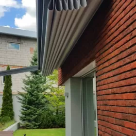 PERGOLA ALUMINIOWA ELEKTRYCZNA PERGOLA Z DACHEM ZWIJANYM