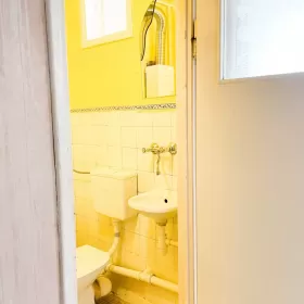 Wynajmę dwupokojowe mieszkanie na Goduli z balkonem - CO