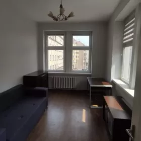 Mieszkanie dla studentów - 64m2 w kamienicy rozkładowe, Śródmieście