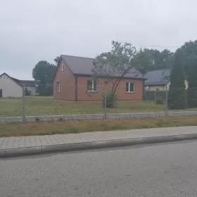 Sprzedam dom 70 m2,działka 3900 m2 Szczeglacin ,gmina Korczew nad Bugiem.