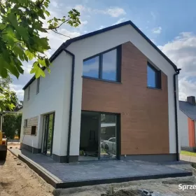 Sprzedam działkę inwestycyjną z domem w Piastowie ,działka 6