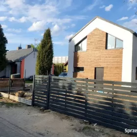 Sprzedam działkę inwestycyjną z domem w Piastowie ,działka 6