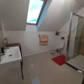 Dom umeblowany I wyposażony,gotowy do zamieszkania z dużym ogrodem