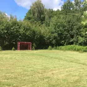 DOM z 3 sypialniami na dużej działce z lasem 40 min od Warszawy