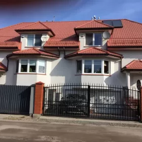 Sprzedam dom blizniak Piaseczno Zalesie Dolne 250m dzialka 600m