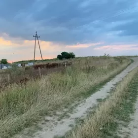 Sprzedam działkę z pozwoleniem na budowę