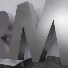 Litery metalowe: mosiężne, aluminiowe, ze stali nierdzewnej