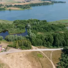 Działka budowalna nad jeziorem Głuszyńskim