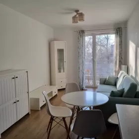 Wynajmę mieszkanie Kraków, Koszykarska 31 umeblowane, balkon, parking