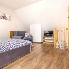 Noclegi ,Pokoje ,Apartamenty Pensjonat Nad Morzem Krynica Morska