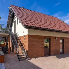 Noclegi ,Pokoje ,Apartamenty Pensjonat Nad Morzem Krynica Morska