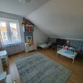 Sprzedam dom Zwięczyca wśród zieleni-Rzeszów Drabinianka