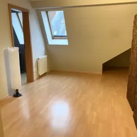 Wynajmę dwupoziomowe mieszkanie, duży balkon oraz dwie łazienki