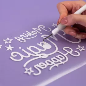 Ploter tnący Silhouette Portrait 3 - wycinanie naklejek naściennych, grafiki na odzież, gadżety, etykiet