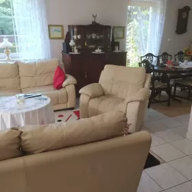 Dom w Zalesiu Żabiej Woli, 225 m, dwulokalowy,cicha bezpieczna okolica