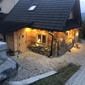 Dom z bala w górach..piekny widok..Jedyny taki..