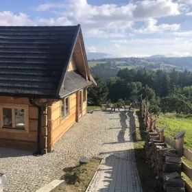 Dom z bala w górach..piekny widok..Jedyny taki..