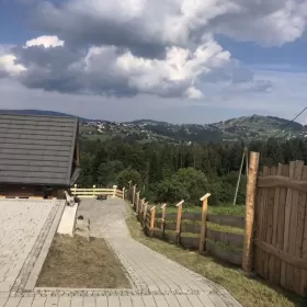 Dom z bala w górach..piekny widok..Jedyny taki..