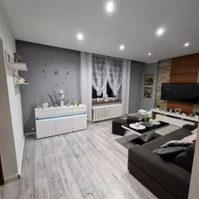 Sprzedam Mieszkanie Knurów 52m² 1 piętro