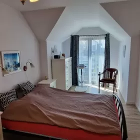 Mieszkanie Do wynajęcia 5 pokojowe z kominkiem i ogrodem w Gdyni