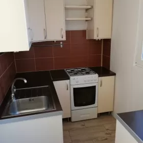 Sprzedam Kawalerka Łódź 27m2 ul. Broniewskiego