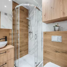 Sprzedam mieszkanie Łódź Pierwsze Piętro Balkon Meble na wymiar Nowe AGD/TV