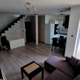 Sprzedam Mieszkanie Wołomin, 79 m2, dwupoziomowe, parking, zamknięte osiedle