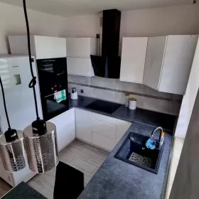 Sprzedam Mieszkanie Wołomin, 79 m2, dwupoziomowe, parking, zamknięte osiedle