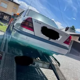 Skup Toyota Mercedes