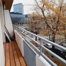 Sprzedam mieszkanie Warszawa 2 pokoje na Muranowie po remoncie, balkon, piwnica