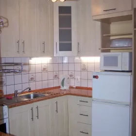 Mam mieszkanie, kawalerkę do wynajęcia. 1700zł. z czynszem!