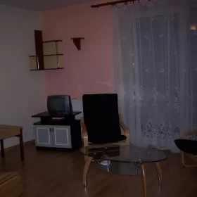 Mam mieszkanie, kawalerkę do wynajęcia. 1700zł. z czynszem!