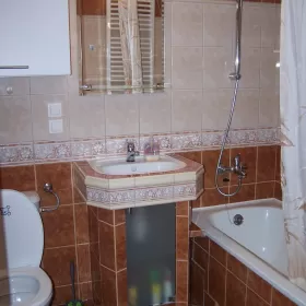 Mam mieszkanie, kawalerkę do wynajęcia. 1700zł. z czynszem!