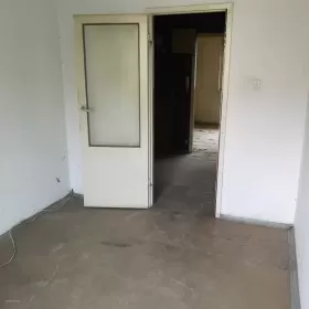 Sprzedam mieszkanie Łódź Retkinia 53m2 rozkładowe 3 pokoje z balkonem