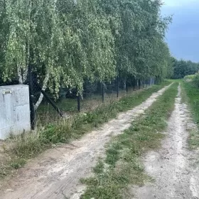 Sprzedam Dzialka Uzbrojona 750m2 nad JEZIOREM STEKLIN pow.115 ha