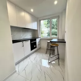 Sprzedam mieszkanie Radom 2 pokoje 45m2 I piętro, po remoncie centrum 
