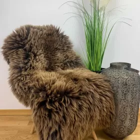 Stylowy dywan, uniwersalna naturalna skóra owcza holenderska i Texel