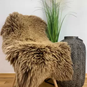 Stylowy dywan, uniwersalna naturalna skóra owcza holenderska i Texel