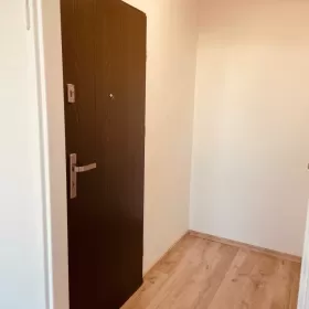 sprzedam mieszkanie Bielawa 3 pokoje, balkon, osiedle Włókniarzy