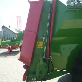 rozrzutnik obornika Pronar 10t jednoosiowy NV161/3 zasuwa + deflektory