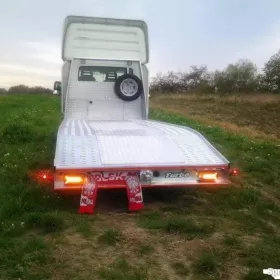 Najazd auto-laweta zabudowa