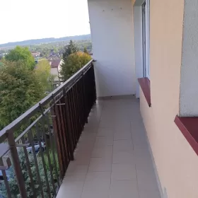Wynajmę nowoczesną kawalerkę w centrum Sanoka