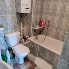 Sprzedam dom Łomianki w zabudowie bliźniaczej
