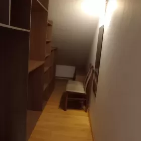 Wynajmę mieszkanie dwupoziomowe, trzypokojowe z garderobą Elbląg