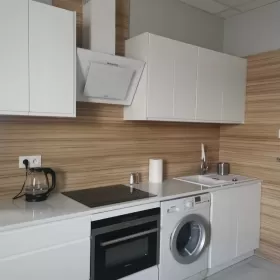 Wynajmę mieszkanie , pokoje Łódź centrum